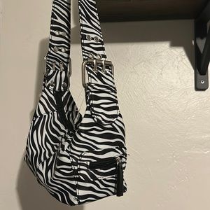 COPY - Urban outfitters zebra🦓 purse